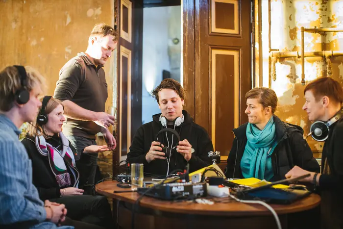 Die Kunst-Aktion und Workshop "Vom Abstellgleis zum Aktionsraum" am 14.12.2019 im Bahnhof von Bad Düben für die "180 Ideen für Sachsen".