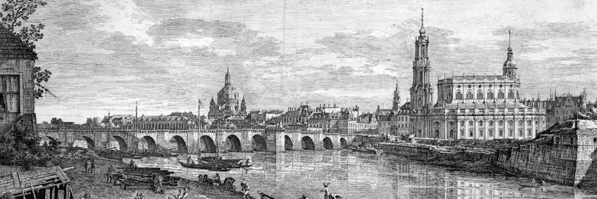 Der berühmte Canaletto-Blick als Kupferstich. Dresden mit prominenter Hofkirche und Frauenkirche ist vom rechten Elbufer unterhalb der Augustusbrücke zu sehen.