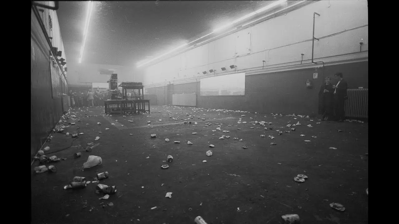 Außerhalb des Rahmens. Intermedia I: Klangbild - Farbklang